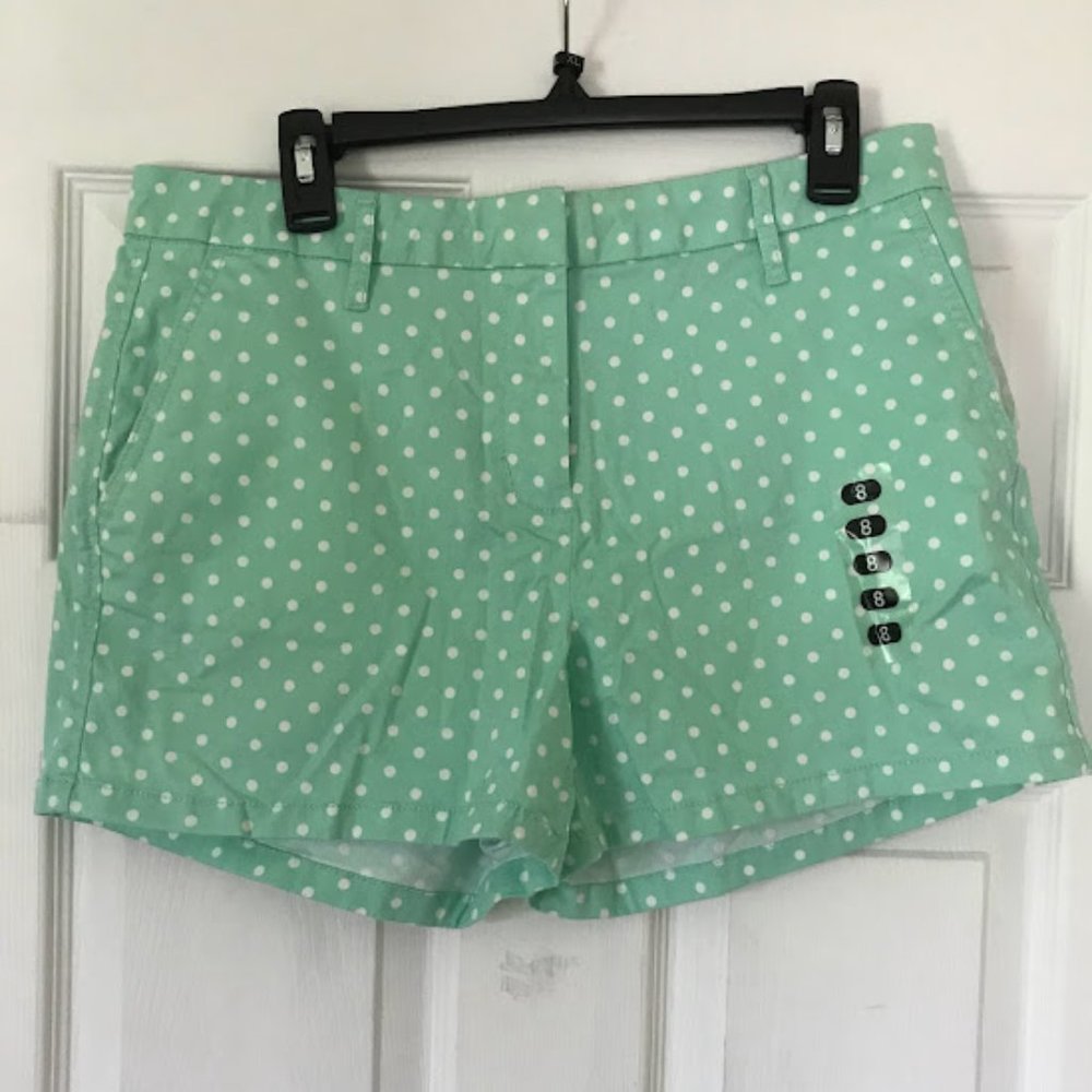 NWT Elle Mid Waist Mint Polka Dot Shorts
